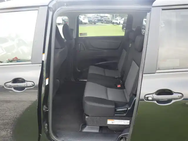 トヨタ シエンタ ハイブリッド G 千葉県 2022(令4)年 4.6万km ブラックマイカ Toyota Safety Sense/・プリクラッシュセーフティ/・レーンディパーチャーアラート/・オートハイビーム/クルーズコントロール/両側パワースライドドア/社外メモリーナビ/地デジTV/【DVD/CD再生機能　Bluetooth接続】/バックカメラ/ETC/LEDヘッドライト/ウインカーミラー/スマートキー