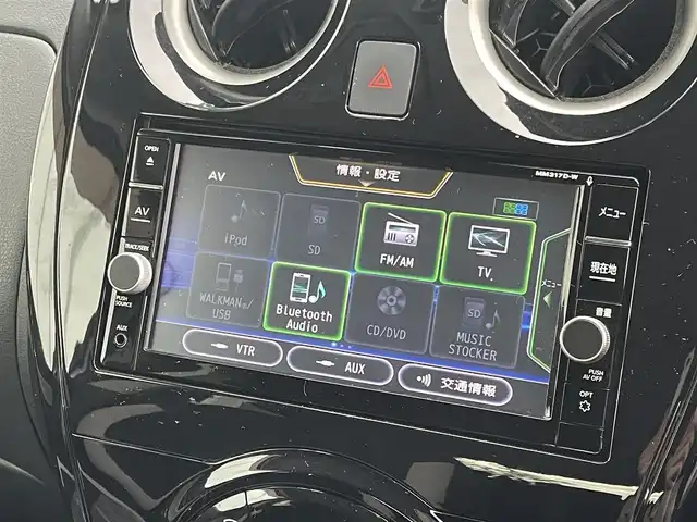 日産 ノート e－パワー X 福岡県 2018(平30)年 5.9万km ブリリアントホワイトパール 全方位カメラ　/バックカメラ/デジタルインナーミラー　/純正７型ナビ/ＥＴＣ　/車両接近装置　/横揺れ防止　/レーンキープアシスト　/プリクラッシュ　/ＤＶＤ再生　/ＴＶ　/Bluetooth/ウィンカーミラー　/純正マット　/電格ミラー　/プッシュスタート/ドアバイザー/スマートキー