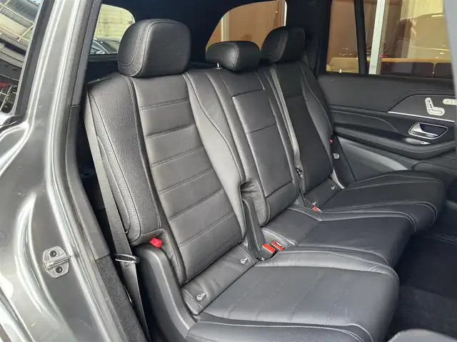メルセデス・ベンツ Ｍ・ベンツ ＧＬＳ４５０ｄ 4マチック 宮城県 2024(令6)年 0.8万km セレナイトグレー レーダーセーフティパッケージ/純正メモリナビ/フルセグTV/AppleCarPlay/全周囲カメラ/黒革シート/全席シートヒーター/シートエアコン/パワーシート/アイドリングストップ/ACC/BSM/LKA/衝突軽減ブレーキ/障害物センサー/マルチビームLEDヘッドライト/ステアリングヒーター/ステアリングスイッチ/パドルシフト/電動パーキング/オートホールド/置くだけ充電器/デジタルインナーミラー/純正22インチAMG AW