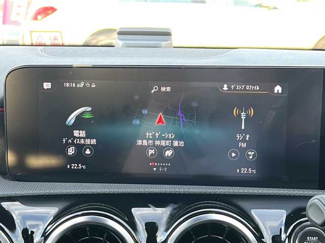 メルセデス・ベンツ Ａ２００ｄ セダン AMGライン 愛知県 2021(令3)年 3.1万km デジタルホワイト /禁煙/正規ディーラー車/ディーラー整備記録簿R4.5.6//パノラミックスライディングルーフ/AMGライン//純正ナビ/フルセグ/BT/USB//バックカメラ/ETC2.0/純正ドラレコ//革巻きステア/ステアスイッチ/パドルシフト//ハーフレザーシート/シートヒーター/メモリ付パワーシート//マルチビームLEDオートライト//ACC/RSA/BSM/アクティブレーンキーピングアシスト//アクティブブレーキアシスト/アテンションアシスト//レーンチェンジアシスト//ハンズフリーオープントランク//ダイナミクセレクト//純正フロアマット/純正ドアバイザー//新車時保証書//取扱説明書//ドラレコ取説//スペアスマートキー有