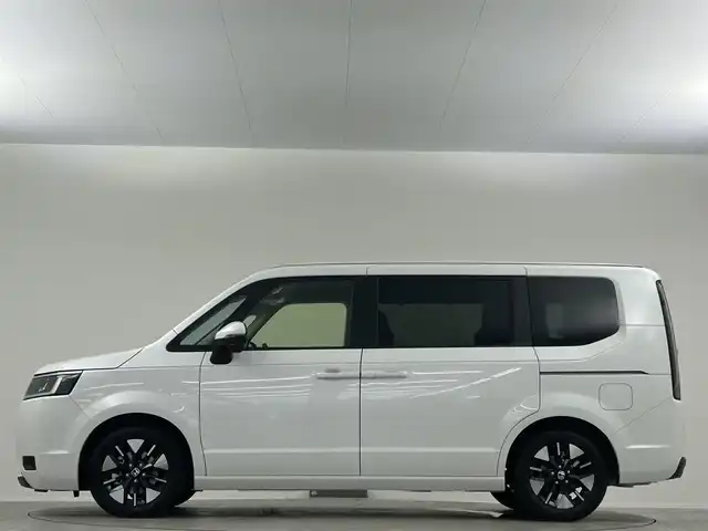ホンダ ステップワゴン eHEV エアー EX 埼玉県 2025(令7)年 0.1万km未満 プラチナホワイトパール 11.4インチナビHonda CONNECTナビ　バックカメラ　パワーバックドア　両側パワースライドドア　ハーフレザーシート　シートヒーター　ＬＥＤヘッドライト　フォグランプ　スマートキー　プッシュスタート