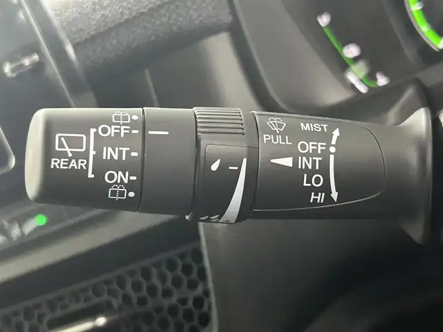 ホンダ ステップワゴン eHEV エアー EX 埼玉県 2025(令7)年 0.1万km未満 プラチナホワイトパール 11.4インチナビHonda CONNECTナビ　バックカメラ　パワーバックドア　両側パワースライドドア　ハーフレザーシート　シートヒーター　ＬＥＤヘッドライト　フォグランプ　スマートキー　プッシュスタート