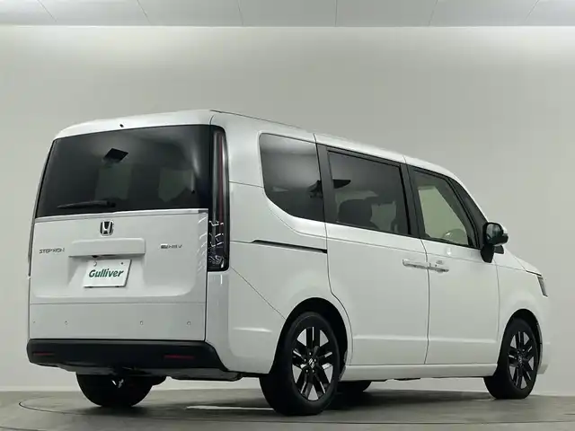 ホンダ ステップワゴン eHEV エアー EX 埼玉県 2025(令7)年 0.1万km未満 プラチナホワイトパール 11.4インチナビHonda CONNECTナビ　バックカメラ　パワーバックドア　両側パワースライドドア　ハーフレザーシート　シートヒーター　ＬＥＤヘッドライト　フォグランプ　スマートキー　プッシュスタート