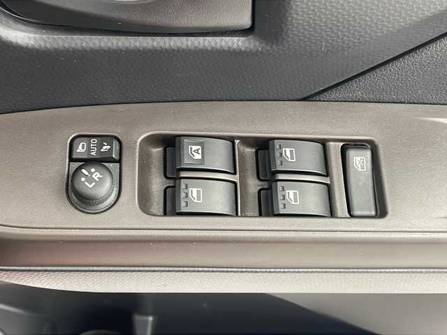 トヨタ タンク X S 岐阜県 2016(平28)年 6.4万km マゼンタベリーマイカM 衝突被害軽減ブレーキ/車線逸脱警報/純正ナビ/Bluetooth/フルセグTV/CD/DVD/SD/片側パワースライドドア/バックカメラ/シートヒーター（運転席/助手席）/スマートキー/プッシュスタート/スペアキー/純正フロアマット/純正ドアバイザー/オートライト/電動格納ミラー/横滑り防止装置/アイドリングストップ/取扱説明書