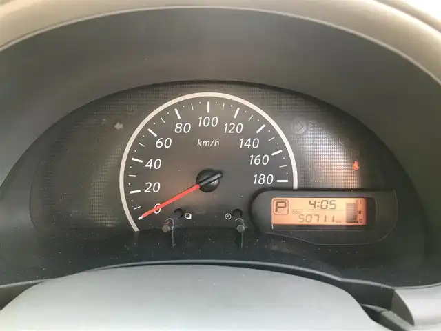 日産 マーチ ボレロ 富山県 2013(平25)年 5.1万km ナイトベールパープル 〇純正CDステレオ/〇ドライブレコーダー/〇ハロゲンヘッドランプ/〇オートライト/〇純正14インチアルミ/〇革巻きステアリング/〇デジタル表示プッシュ式オートエアコン/〇パワーウィンドウ/〇アナログメーター/〇インテリジェントキー/〇禁煙車