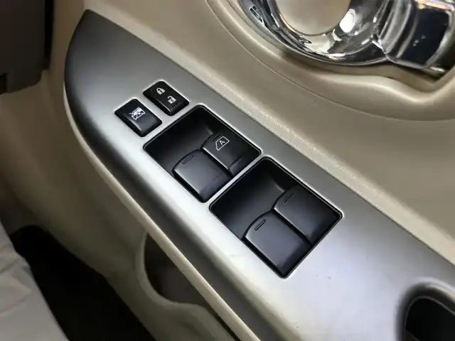 日産 マーチ ボレロ 富山県 2013(平25)年 5.1万km ナイトベールパープル 〇純正CDステレオ/〇ドライブレコーダー/〇ハロゲンヘッドランプ/〇オートライト/〇純正14インチアルミ/〇革巻きステアリング/〇デジタル表示プッシュ式オートエアコン/〇パワーウィンドウ/〇アナログメーター/〇インテリジェントキー/〇禁煙車