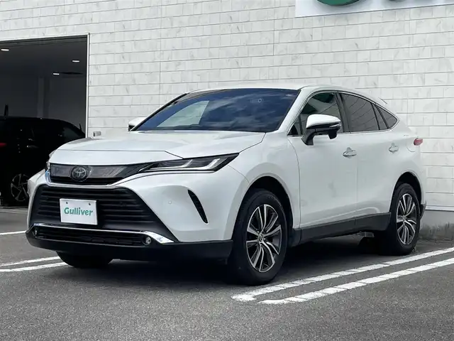 トヨタ ハリアー G 宮崎県 2021(令3)年 5.6万km ホワイトパールクリスタルシャイン 純正ディスプレイオーディオ/・Bluetooth・AM・FM/バックカメラ/ビルトインETC/デジタルインナーミラー/360度ドライブレコーダー【DC5001DT】/パワーバックドア/D席パワーシート/純正フロアマット/純正18インチアルミホイール/Fエンブレム・ヘッドライト・ドアピラー【PPF】/スペアキー有り/取説・DA取説・保証書