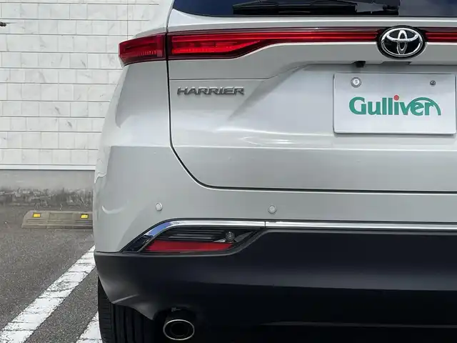 トヨタ ハリアー G 宮崎県 2021(令3)年 5.6万km ホワイトパールクリスタルシャイン 純正ディスプレイオーディオ/・Bluetooth・AM・FM/バックカメラ/ビルトインETC/デジタルインナーミラー/360度ドライブレコーダー【DC5001DT】/パワーバックドア/D席パワーシート/純正フロアマット/純正18インチアルミホイール/Fエンブレム・ヘッドライト・ドアピラー【PPF】/スペアキー有り/取説・DA取説・保証書