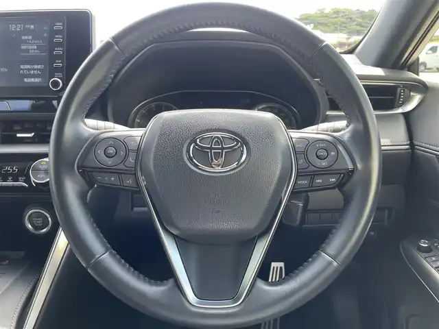 トヨタ ハリアー G 宮崎県 2021(令3)年 5.6万km ホワイトパールクリスタルシャイン 純正ディスプレイオーディオ/・Bluetooth・AM・FM/バックカメラ/ビルトインETC/デジタルインナーミラー/360度ドライブレコーダー【DC5001DT】/パワーバックドア/D席パワーシート/純正フロアマット/純正18インチアルミホイール/Fエンブレム・ヘッドライト・ドアピラー【PPF】/スペアキー有り/取説・DA取説・保証書