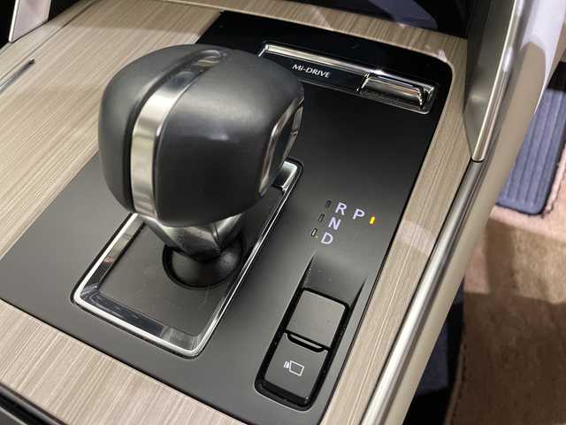 マツダ ＣＸ－６０ 25S エクスクルーシブモード 愛媛県 2023(令5)年 2万km プラチナクォーツメタリック １２．３型ナビ/フルセグ／Ｂｌｕｅｔｏｏｔｈ／ａｐｐｌｅｃａｒｐｌａｙ／ａｎｄｒｏｉｄａｕｔｏ/全方位カメラ/衝突軽減ブレーキ/レーダークルーズコントロール/電動リアゲート/前後ドライブレコーダー/前後コーナーセンサー/オートマチックハイビーム/DN席パワーシート/シートヒーター/レザーシート/ブラインドスポットモニター