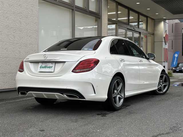 メルセデス・ベンツ Ｃ２００ アバンギャルド AMGライン 大阪府 2015(平27)年 6.4万km ダイヤモンドホワイト 純正ナビ/（フルセグ／ＢＴ／ＣＤ／ＤＶＤ）/サンルーフ/バックカメラ/横滑り防止/レーンキープ/車間距離設定/コーナーセンサー/パワーシート/シートヒーター/メモリシート/パワーバックドア/ＥＴＣ/保証書/取扱説明書/記録簿