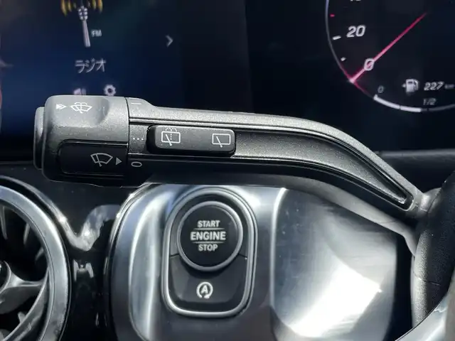 メルセデス・ベンツ Ｍ・ベンツ ＧＬＢ２００ｄ 4マチック AMGライン 東京都 2024(令6)年 2万km ポーラホワイト 純正オプション前後ドラレコ/純正ナビ /フルセグTV/360°カメラ/ACC/BSM/レーンキープアシスト/ハーフレザーシート/シートヒーター/ワイヤレス充電/スマートキー/プッシュスタート/パークトロニック/アンビエントライト/レーダーセーフティパッケージ/アイドリングストップ