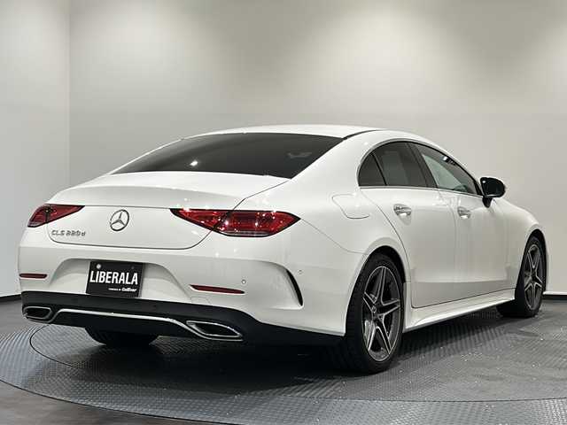 メルセデス・ベンツ ＣＬＳ２２０ｄ スポーツ エクスクルーシブPKG 新潟県 2019(平31)年 4.7万km ポーラホワイト ガラススライディングルーフ/エクスクルーシブパッケージ/・ナッパレザーシート（ブラックシート）/・シートベンチレーター/・Burmester/・エアーボディーコントロールサスペンション/レーダーセーフティパッケージ/・アクティブディスタンスアシストディストロニック/・アクティブステアリングアシスト/・アクティブレーンチェンジアシスト/・アクティブエマージェンシーストップアシスト/・PRE-SAFE/・アクティブブレーキアシスト/・PRE-SAFEインパルスサイド/・PRE-SAFEサウンド/・緊急回避補助システム、渋滞時緊急ブレーキ機能/・アクティブブラインドスポットアシスト/・アクティブレーンキーピングアシスト/・PRE-SAFEプラス/・トラフィックサインアシスト/COMANDシステム/・12.3インチワイドディスプレイ/・HDDナビゲーション/・フルセグTV/・AppleCarPlary/・ETC2.0/グレーアッシュウッドインテリア/レザーARTICOダッシュボード/シートヒーター/アンビエントライト/LEDコーナリングアシスト/アダプティブハイビームアシストプラス/360°カメラシステム/アクティブパーキングアシスト
