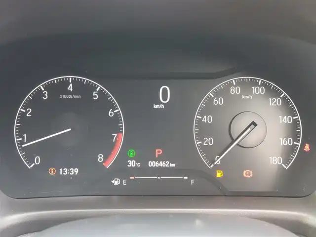ホンダ ＷＲ－Ｖ Z 東京都 2024(令6)年 0.7万km パール 純正ナビ/バックカメラ/衝突軽減ブレーキ/アダプティブクルーズコントロール/路外逸脱抑制機能/純正17インチアルミホイール/フルセグTV/LEDヘッドライト/ハーフレザーシート/プッシュスタート/スマートキー/電動格納ミラー/ETC