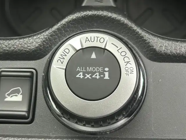 日産 エクストレイル 20Xi 道央・札幌 2018(平30)年 6万km ダイヤモンドブラック ・４WD/・プロパイロット/・純正ナビ/　CD/DVD/SD/BT/フルセグ/・アラウンドビューモニター/・インテリジェントルームミラー/・ETC/・エマージェンシーブレーキ/・レーダークルーズコントロール/・レーンキープアシスト/・クリアランスソナー/・ダウンヒルアシストコントロール/・パワーバックドア/・カプロンシート/・LEDヘッドライト/・フォグライト/・オートライト/・プッシュスタート/・スマートキー/・純正フロアマット/・ドアバイザー