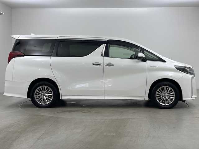 トヨタ アルファードハイブリット SR Cパッケージ 道央・札幌 2018(平30)年 6.5万km ホワイトパールクリスタルシャイン ・4WD/・純正ナビ&CD&DVD&BT&SD&HDMI&TV/・両側パワースライドドア/・パワーバックドア/・バックカメラ/・純正フリップダウンモニター/・トヨタセーフティセンス/・レーダークルーズコントロール/・前席パワーシート/・D席メモリシート/・前席シートヒーター/・前席ベンチレーションシート/・レザーシート/・AC100V/・ステアリングスイッチ/・社外フロアマット/・LEDヘッドライト/・LEDフォグランプ/・オートライト/・オートマチックハイビーム/・スマートキー