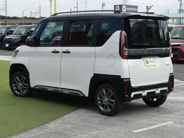 三菱 デリカミニ T プレミアム 千葉県 2025(令7)年 0.1千km アメジストブラック/シルキーホワイト T　PREMIUM　9型ディスプレイオーディオ（121/330）　サイドデカール（33440）/e-Assist/・衝突被害軽減ブレーキシステム（FCM）/・車線逸脱警報システム（LDW）/・誤発進抑制機能（前進＆後退時）（UMS）/・レーダークルーズコントロールシステム（ACC）/・オートマチックハイビーム[AHB]/マイパイロット/ハンズフリー両側パワースライドドア/ディスプレイオーディオ/【Bluetooth接続】/【Apple CarPlay　Android Auto対応】/マルチアラウンドモニター/デジタルインナーミラー/ステアリングヒーター/ステアリングスイッチ/革巻きステアリング/パドルシフト/LEDヘッドライト/フォグライト/ウインカーミラー/コーナーセンサー/純正15インチアルミホイル/サイド/カーテンエアバッグ/キーレスオペレーションシステム