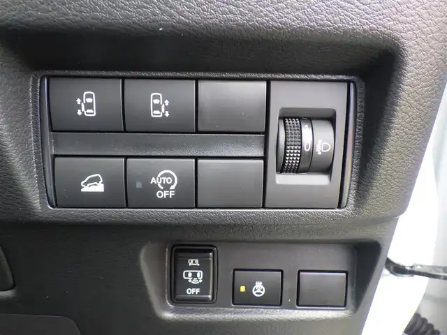 三菱 デリカミニ T プレミアム 千葉県 2025(令7)年 0.1千km アメジストブラック/シルキーホワイト T　PREMIUM　9型ディスプレイオーディオ（121/330）　サイドデカール（33440）/e-Assist/・衝突被害軽減ブレーキシステム（FCM）/・車線逸脱警報システム（LDW）/・誤発進抑制機能（前進＆後退時）（UMS）/・レーダークルーズコントロールシステム（ACC）/・オートマチックハイビーム[AHB]/マイパイロット/ハンズフリー両側パワースライドドア/ディスプレイオーディオ/【Bluetooth接続】/【Apple CarPlay　Android Auto対応】/マルチアラウンドモニター/デジタルインナーミラー/ステアリングヒーター/ステアリングスイッチ/革巻きステアリング/パドルシフト/LEDヘッドライト/フォグライト/ウインカーミラー/コーナーセンサー/純正15インチアルミホイル/サイド/カーテンエアバッグ/キーレスオペレーションシステム