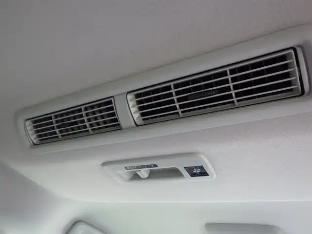 三菱 デリカミニ T プレミアム 千葉県 2025(令7)年 0.1千km アメジストブラック/シルキーホワイト T　PREMIUM　9型ディスプレイオーディオ（121/330）　サイドデカール（33440）/e-Assist/・衝突被害軽減ブレーキシステム（FCM）/・車線逸脱警報システム（LDW）/・誤発進抑制機能（前進＆後退時）（UMS）/・レーダークルーズコントロールシステム（ACC）/・オートマチックハイビーム[AHB]/マイパイロット/ハンズフリー両側パワースライドドア/ディスプレイオーディオ/【Bluetooth接続】/【Apple CarPlay　Android Auto対応】/マルチアラウンドモニター/デジタルインナーミラー/ステアリングヒーター/ステアリングスイッチ/革巻きステアリング/パドルシフト/LEDヘッドライト/フォグライト/ウインカーミラー/コーナーセンサー/純正15インチアルミホイル/サイド/カーテンエアバッグ/キーレスオペレーションシステム