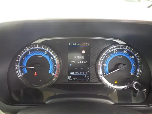 三菱 デリカミニ T プレミアム 千葉県 2025(令7)年 0.1千km アメジストブラック/シルキーホワイト T　PREMIUM　9型ディスプレイオーディオ（121/330）　サイドデカール（33440）/e-Assist/・衝突被害軽減ブレーキシステム（FCM）/・車線逸脱警報システム（LDW）/・誤発進抑制機能（前進＆後退時）（UMS）/・レーダークルーズコントロールシステム（ACC）/・オートマチックハイビーム[AHB]/マイパイロット/ハンズフリー両側パワースライドドア/ディスプレイオーディオ/【Bluetooth接続】/【Apple CarPlay　Android Auto対応】/マルチアラウンドモニター/デジタルインナーミラー/ステアリングヒーター/ステアリングスイッチ/革巻きステアリング/パドルシフト/LEDヘッドライト/フォグライト/ウインカーミラー/コーナーセンサー/純正15インチアルミホイル/サイド/カーテンエアバッグ/キーレスオペレーションシステム