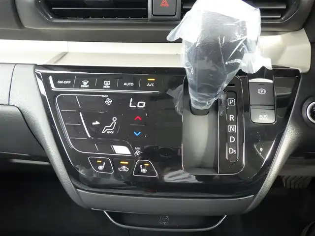 三菱 デリカミニ T プレミアム 千葉県 2025(令7)年 0.1千km アメジストブラック/シルキーホワイト T　PREMIUM　9型ディスプレイオーディオ（121/330）　サイドデカール（33440）/e-Assist/・衝突被害軽減ブレーキシステム（FCM）/・車線逸脱警報システム（LDW）/・誤発進抑制機能（前進＆後退時）（UMS）/・レーダークルーズコントロールシステム（ACC）/・オートマチックハイビーム[AHB]/マイパイロット/ハンズフリー両側パワースライドドア/ディスプレイオーディオ/【Bluetooth接続】/【Apple CarPlay　Android Auto対応】/マルチアラウンドモニター/デジタルインナーミラー/ステアリングヒーター/ステアリングスイッチ/革巻きステアリング/パドルシフト/LEDヘッドライト/フォグライト/ウインカーミラー/コーナーセンサー/純正15インチアルミホイル/サイド/カーテンエアバッグ/キーレスオペレーションシステム