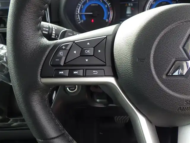 三菱 デリカミニ T プレミアム 千葉県 2025(令7)年 0.1千km アメジストブラック/シルキーホワイト T　PREMIUM　9型ディスプレイオーディオ（121/330）　サイドデカール（33440）/e-Assist/・衝突被害軽減ブレーキシステム（FCM）/・車線逸脱警報システム（LDW）/・誤発進抑制機能（前進＆後退時）（UMS）/・レーダークルーズコントロールシステム（ACC）/・オートマチックハイビーム[AHB]/マイパイロット/ハンズフリー両側パワースライドドア/ディスプレイオーディオ/【Bluetooth接続】/【Apple CarPlay　Android Auto対応】/マルチアラウンドモニター/デジタルインナーミラー/ステアリングヒーター/ステアリングスイッチ/革巻きステアリング/パドルシフト/LEDヘッドライト/フォグライト/ウインカーミラー/コーナーセンサー/純正15インチアルミホイル/サイド/カーテンエアバッグ/キーレスオペレーションシステム