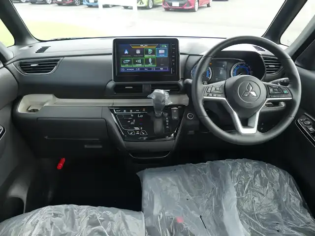 三菱 デリカミニ T プレミアム 千葉県 2025(令7)年 0.1千km アメジストブラック/シルキーホワイト T　PREMIUM　9型ディスプレイオーディオ（121/330）　サイドデカール（33440）/e-Assist/・衝突被害軽減ブレーキシステム（FCM）/・車線逸脱警報システム（LDW）/・誤発進抑制機能（前進＆後退時）（UMS）/・レーダークルーズコントロールシステム（ACC）/・オートマチックハイビーム[AHB]/マイパイロット/ハンズフリー両側パワースライドドア/ディスプレイオーディオ/【Bluetooth接続】/【Apple CarPlay　Android Auto対応】/マルチアラウンドモニター/デジタルインナーミラー/ステアリングヒーター/ステアリングスイッチ/革巻きステアリング/パドルシフト/LEDヘッドライト/フォグライト/ウインカーミラー/コーナーセンサー/純正15インチアルミホイル/サイド/カーテンエアバッグ/キーレスオペレーションシステム