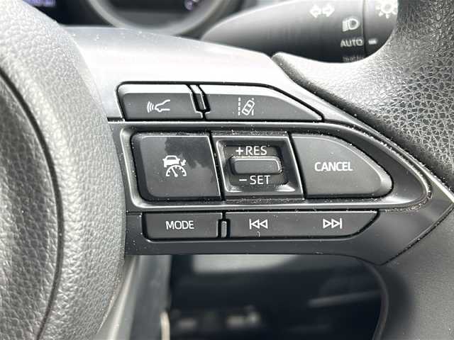 トヨタ ヤリス G 埼玉県 2020(令2)年 1.5万km シアンM 純正ナビ　/(USB/FM/AM/Bluetooth)/バックカメラ　/ドラレコ(F/R)/ワンオーナー　/ETC　/ドアバイザー　/TRC　/オートライト　/オートハイビーム　/ステアリングスイッチ　/電格ミラー　/純正フロア/ライトレベライザー/クルコン追従　/プッシュスタート　/ISOFIX /BSM/プッシュスタート/レーンキープアシスト/LEDライト/イモビライザー/スマートキー/スペアキー