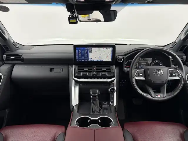 トヨタ ランドクルーザー GRスポーツ 愛知県 2024(令6)年 2.8万km プレシャスホワイトパール ワンオーナー　/サンルーフ/トヨタセーフティーセンス/12.3型ディスプレイナビ/JBLサウンド/・フルセグTV/・Bluetooth/・Applecarplay/・androidauto/レーダークルーズコントロール/前後ドライブレコーダー/全方位カメラ/ブラインドスポットモニター/全席シートヒーター/全席エアシート/パワーシート/赤黒レザーシート/パワーバックドア/クリアランスソナー/LEDヘッドライト/ディライト/電子パーキングシステム