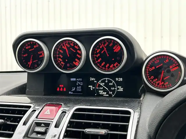 スバル ＷＲＸ ＳＴＩ S207 NBR チャレンジP イエローE 群馬県 2016(平28)年 1.7万km サンライズイエロー 100台限定車/社外ナビ(AM/FM/BT/SD/USB)/バックカメラ/ブラインドスポットモニター/前方ドラレコ/ステアリングリモコン/純正フロアマット/前席シートヒーター/横滑り防止/ETC/専用ドライカーボン製リアスポイラー/STI製RECAROフロントシート/HKSGT3タービン/HKSブローオフバルブ/HKSインタークーラー/HKSEVC/STI19インチアルミ/Defi追加メーター/社外エキマニ/スペアスマート/取扱説明書/記録簿