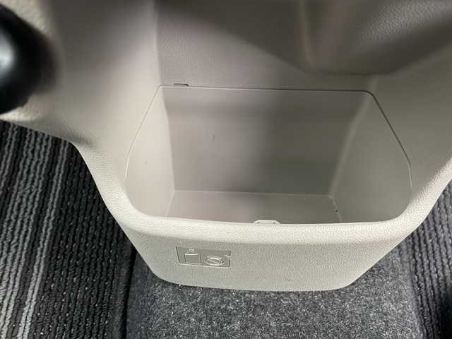 ダイハツ キャスト スタイル GプライムコレSAⅢ 三重県 2018(平30)年 2.1万km ファイアークォーツレッドM 純正７インチＳＤナビ/フルセグTV/blueｔｏｏｔｈ/ＣＤ，ＤＶＤ再生機能/全周囲カメラ/スマートアシストIII/LEDヘッドライト/スマートキープッシュスタート/ステアリングスイッチ/オートマチックハイビーム/アイドリングストップ/コーナーセンサー