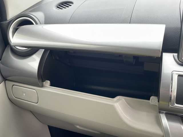 ダイハツ キャスト スタイル GプライムコレSAⅢ 三重県 2018(平30)年 2.1万km ファイアークォーツレッドM 純正７インチＳＤナビ/フルセグTV/blueｔｏｏｔｈ/ＣＤ，ＤＶＤ再生機能/全周囲カメラ/スマートアシストIII/LEDヘッドライト/スマートキープッシュスタート/ステアリングスイッチ/オートマチックハイビーム/アイドリングストップ/コーナーセンサー