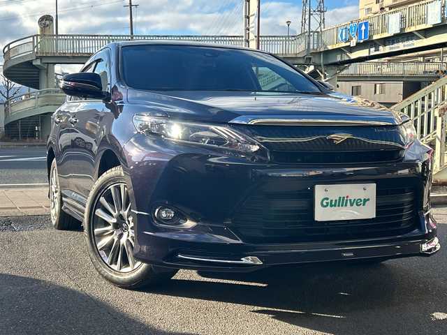 トヨタ ハリアー プレミアム 京都府 2016(平28)年 5.5万km スパークリングブラックパールクリスタルシャイン ワンオーナー/社外メモリナビ/フルセグテレビ/バックカメラ/Bluetooth/アイドリングストップ/ウィンカーミラー/クルーズコントロール/ドアバイザー/プッシュスタート/パワーバックドア/ETC/デジタルインナーミラー