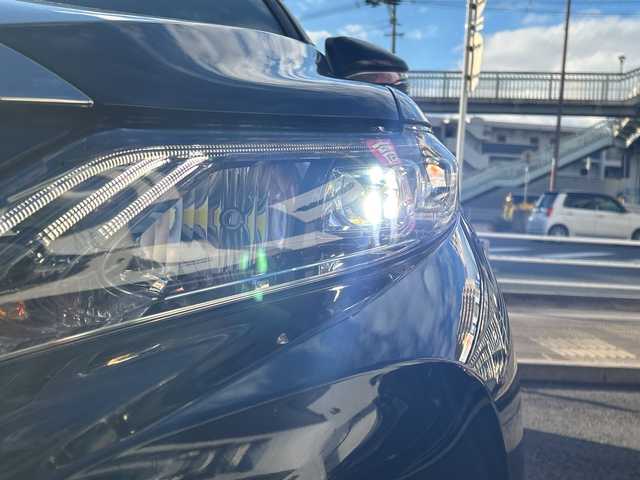 トヨタ ハリアー プレミアム 京都府 2016(平28)年 5.5万km スパークリングブラックパールクリスタルシャイン ワンオーナー/社外メモリナビ/フルセグテレビ/バックカメラ/Bluetooth/アイドリングストップ/ウィンカーミラー/クルーズコントロール/ドアバイザー/プッシュスタート/パワーバックドア/ETC/デジタルインナーミラー