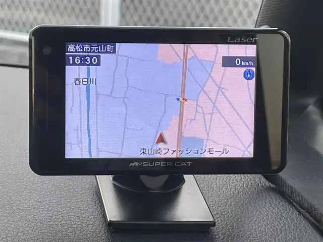 ダイハツ ムーヴ キャンバス ストライプス G ターボ 香川県 2023(令5)年 0.1万km シャイニングホワイトパール/サンドベージュメタリック 登録時走行距離1036km/純正10型ナビ【NMZN-Z73DS】/（HDMI/フルセグTV/Bluetooth/DVD/MSV/USB）/バックカメラ/純正ドライブレコーダー（ナビ連動）/レーダー探知機/両側電動スライドドア（ウェルカムオープン機能）/衝突軽減ブレーキ/レーンキープアシスト/コーナーセンサー/アダプティブクルーズコントロール/電動パーキングブレーキ/オートブレーキホールド/ステアリングスイッチ/白革調シートカバー/前席シートヒーター/ホッとカップホルダー（保温機能）/オートライト/LEDヘッドライト/LEDフォグライト/ETC/純正フロアマット/純正ドアバイザー/オート開閉機能付電動格納ミラー/ISOFIX/スマートキー/プッシュスタート