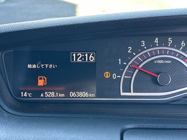 ホンダ Ｎ ＢＯＸ カスタム G EX ターボ ホンダセンシング 広島県 2019(平31)年 6.4万km クリスタルブラックパール 禁煙/ターボ/ホンダセンシング/・衝突軽減ブレーキ〈CMBS〉/・誤発進抑制機能/・後方誤発進抑制機能/・歩行者事故低減ステアリング/・路外逸脱抑制機能/・ACC〈アダプティブ・クルーズ・コントロール〉/・LKAS〈車線維持支援システム〉/・オートハイビーム/・先行車発進お知らせ機能/・標識認識機能/社外ナビ（MDV-M705）/・フルセグ/CD/DVD/Bluetooth/MSV/SD/バックカメラ/両側パワースライドドア/革巻きステアリング/パドルシフト/オートライト/ステアリングスイッチ/オートリトラミラー/ハーフレザーシート/アレルクリーンプラスシート/LEDヘッドライト/フォグランプ/前方ドライブレコーダー（DRV-N530）/スマートキー/プッシュスタート/スペアキー/ドアバイザー/純正15インチアルミホイール/W+サイド+カーテンエアバック