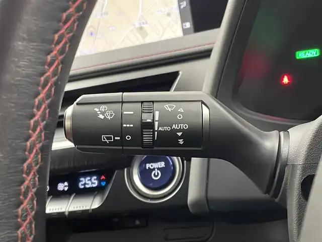 レクサス ＵＸ 250h Fスポーツ 埼玉県 2019(令1)年 4.5万km ホワイトノーヴァガラスフレーク ＴＲＤエアロ　サンルーフ　メーカナビ　パノラミックビューモニター　ＢＳＭ　ＥＴＣ２．０　ドラレコ　赤レザー　レーダークルーズ　シートヒーター　ステアリングヒーター　メモリシート　ＡＣ１００Ｖ　ＬＥＤ