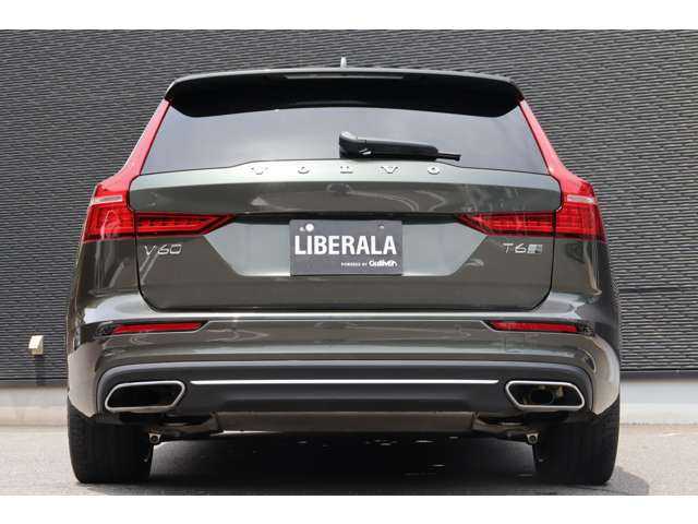 ボルボ Ｖ６０ T6 ツインEG AWD インスクリプション 大分県 2020(令2)年 2.8万km グレーＭ PHEV/保証書/取扱説明書/harman kardonスピーカー/ヘッドアップディスプレイ/City Safety/レーダークルーズコントロール/ステアリングアシスト付BLIS/レーンキープアシスト/純正ナビ/AppleCarPlay/AndroidAuto/フルセグTV/USB/BT/FM/Spotify/前席パワーシート/前席シートヒーター/エアシート/アラウンドビューカメラ/LEDヘッドライト/アクティブベンディングライト/フルアクティブハイビーム/前後ドライブレコーダー/ＥＴＣ/スマートキー/スペアキーx1