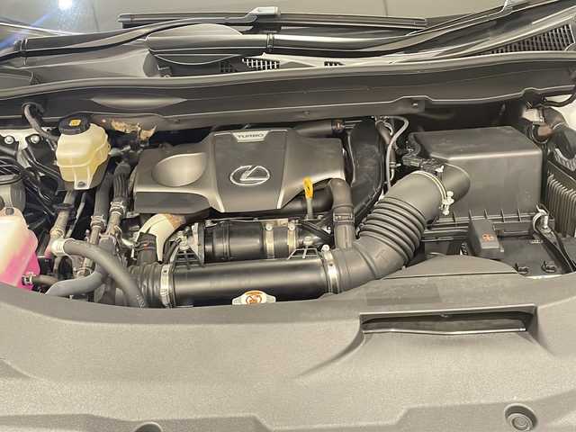 レクサス ＲＸ 300 Fスポーツ 新潟県 2020(令2)年 1.8万km ホワイトノーヴァガラスフレーク ムーンルーフ/12.3インチタッチワイドディスプレイ(ナビ/TV/BT)/パノラマミックビューカメラ/プリクラッシュセーフティー/レーントレーシングアシスト/レーダークルーズコントロール/ロードサインアシスト/パーキングサポートブレーキ/ブラインドスポットモニター/三眼フルLEDヘッドライト/カラーヘッドアップディスプレイ/Fスポーツ専用ディンブル本革ステアリング/運転席ポジションメモリー付パワーシート/シートヒーター＆シートクーラー/純正20インチAW/2.0ETC　