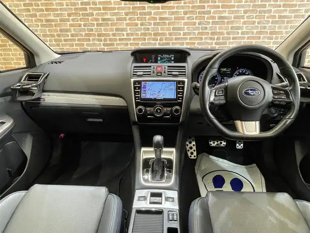 スバル レヴォーグ 1．6GT－S アイサイト 岩手県 2015(平27)年 1.7万km ピュアレッド ワンオーナー/４WD/ターボ/本革シート/STIスポイラー/STIフレキシブルタワーバー/ビルシュタインダンパー/SYMSレーシングマフラー/Blitzスロットコントローラー/パドルシフト/前席パワーシート（運転席メモリ機能付き）/前席シートヒーター/アイサイトVer.3/アドバンスドセイフティパッケージ/全車速追従機能付きクルーズコントロール/アクティブレーンキープ/プリクラッシュブレーキ/コーナーセンサー/リヤビークルディテクション/バック・サイドモニター/純正Panasonicナビ/（CD/DVD/フルセグ/SD/USB/AUX/Bluetooth）/ステアリングスイッチ/ETC/ドライブレコーダー/LEDヘッドランプ/フロント・リヤフォグランプ/純正18インチアルミホイール