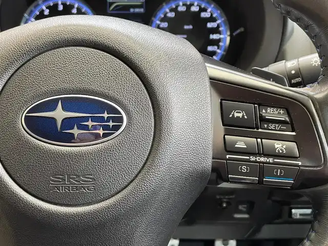 スバル レヴォーグ 1．6GT－S アイサイト 岩手県 2015(平27)年 1.7万km ピュアレッド ワンオーナー/４WD/ターボ/本革シート/STIスポイラー/STIフレキシブルタワーバー/ビルシュタインダンパー/SYMSレーシングマフラー/Blitzスロットコントローラー/パドルシフト/前席パワーシート（運転席メモリ機能付き）/前席シートヒーター/アイサイトVer.3/アドバンスドセイフティパッケージ/全車速追従機能付きクルーズコントロール/アクティブレーンキープ/プリクラッシュブレーキ/コーナーセンサー/リヤビークルディテクション/バック・サイドモニター/純正Panasonicナビ/（CD/DVD/フルセグ/SD/USB/AUX/Bluetooth）/ステアリングスイッチ/ETC/ドライブレコーダー/LEDヘッドランプ/フロント・リヤフォグランプ/純正18インチアルミホイール