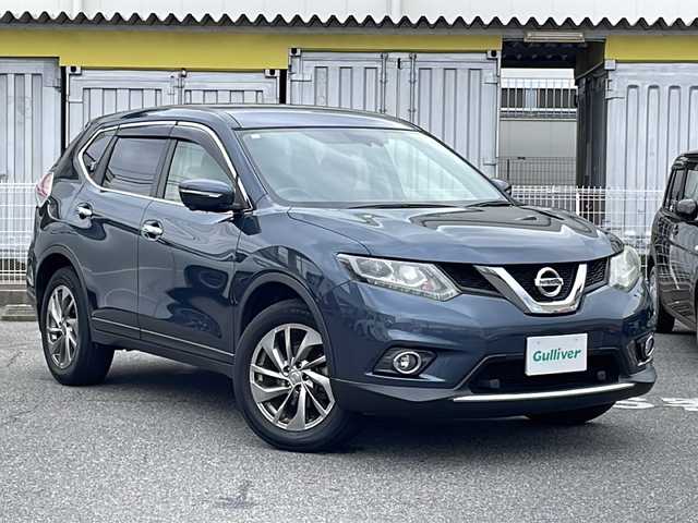 日産 エクストレイル 20Xtt エマージェンシーブレーキ 愛知県 2017(平29)年 5.6万km スチールブルー /ワンオーナー//禁煙車//アラウンドビューモニター//バック/サイド/フロント/全周囲カメラ//純正前方ドライブレコーダー//純正メーカーオプションナビ//フルセグTV/CD/DVD/BT/USB/AUX//ビルトインETC//クルーズコントロール//ソナー//レーンアシスト//横滑り防止装置//衝突軽減ブレーキ//ヒルディセントコントロール//運転支援システム//4WD　MODEスイッチ//ECOスイッチ//マルチインフォメーションディスプレイ//アイドリングストップ//プッシュスタート//オートリトラクタブルウィンカーミラー//電動リアゲート//純正18インチアルミホイール//純正フロアマット//純正ドアバイザー//純正オートLEDヘッドライト//フロントフォグランプ//シートヒーター(D/N)//ドアミラーヒーター//革巻きステアリング//ステアリングスイッチ//イモビライザー//ラゲッジボード//スペアタイヤ//ISOFIX//照明付バニティミラー//防眩ミラー//スマートキー//スペアキー×1//保証書/取扱説明書/ナビ説明書//ディーラー記録簿(H29.30.R5)