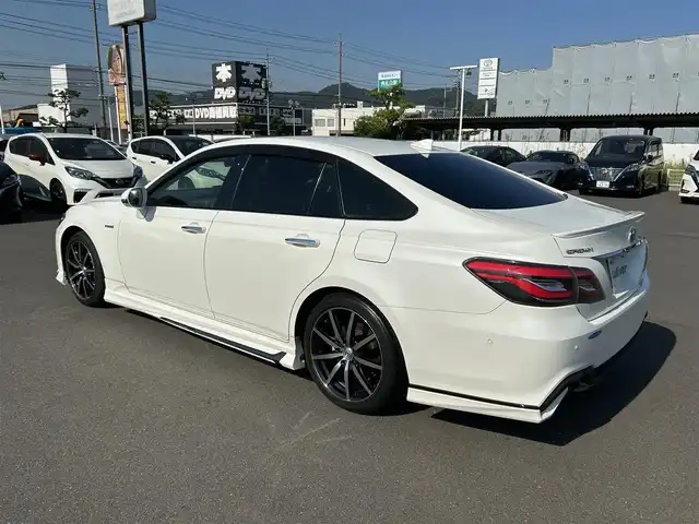 トヨタ クラウン ハイブリッド RS アドバンス 岡山県 2020(令2)年 8.5万km ホワイトパールクリスタルシャイン 登録時走行距離84859km/純正12.3インチナビ/フルセグTV/(AM.FM.CD.DVD.TV.BT)/フルエアロ/アラウンドビューモニター/バックカメラ/ドライブレコーダー/ETC2.0/パーキングアシスト/AC100V/エアシート/シートヒーター/レーダークルーズコントロール/レーンキープアシスト/クリアランスソナー/オートマチックハイビーム/18インチ社外AW/純正フロアマット