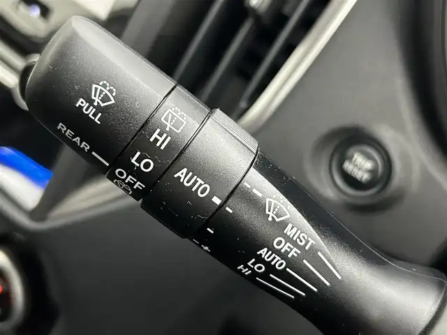 スバル インプレッサ スポーツ 1．6i－LアイサイトSスタイル 道央・札幌 2018(平30)年 2.4万km アイスシルバーメタリック ・４WD/・寒冷地/・純正8インチナビ/　CD/DVD/SD/BT/フルセグ/・バック/サイドカメラ/・ETC2.0/・アイサイトセーフティプラス/・プリクラッシュセーフティ/・レーンアシスト/・レーダークルーズコントロール/・ブラインドスポットモニター/・リアコーナーセンサー/・後方警戒支援システム/・後退時自動ブレーキシステム/・ステアリング連動ヘッドランプ/・nanoe/・LEDヘッドライト/・フォグライト/・オートライト/・プッシュスタート/・スマートキー/・純正フロアマット/・ドアバイザー