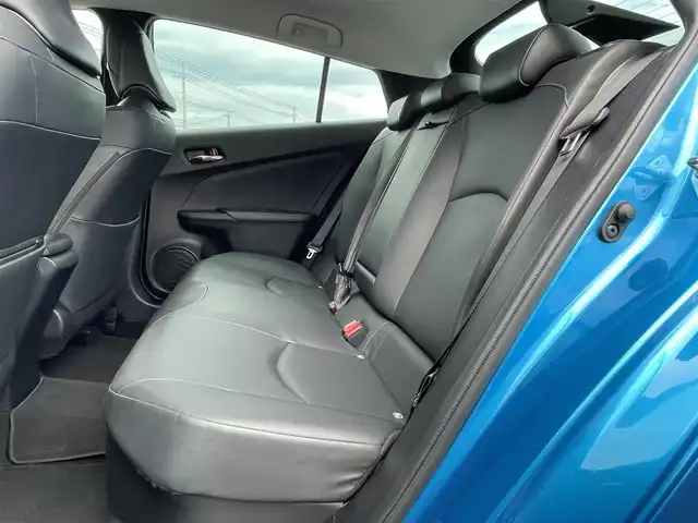 トヨタ プリウス Sツーリングセレクション 茨城県 2019(平31)年 4.9万km ブルーM 純正SDナビ/　　BT/CD/DVD/フルセグ/バックカメラ/アダプティブクルーズコントロール/LEDオートライト/オートマチックハイビーム/レザーシート/シートヒーター/純正17インチアルミホイール/コーナーセンサー/ETC2.0/スマートキー