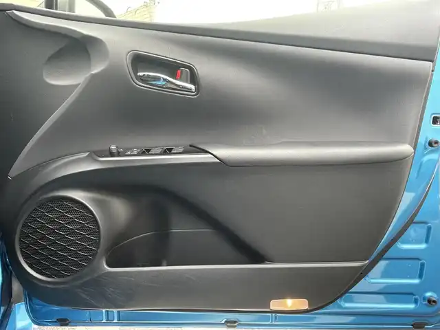 トヨタ プリウス Sツーリングセレクション 群馬県 2019(平31)年 4.9万km ブルーM トヨタセーフティセンス/・衝突軽減ブレーキシステム/・レーンキープアシスト/・レーダークルーズコントロール/・プリクラッシュセーフティ/純正SDナビゲーション/（CD/DVD/SD/BT/フルセグTV）/バックカメラ/ビルトインETC2.0/合皮シート/クリアランスソナー/前席シートヒーター/ステアリングスイッチ/LEDヘッドライト/フォグライト/電格ミラー/純正フロアマット/純正17インチアルミホイール