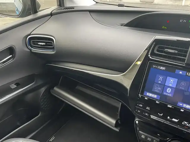 トヨタ プリウス Sツーリングセレクション 群馬県 2019(平31)年 4.9万km ブルーM トヨタセーフティセンス/・衝突軽減ブレーキシステム/・レーンキープアシスト/・レーダークルーズコントロール/・プリクラッシュセーフティ/純正SDナビゲーション/（CD/DVD/SD/BT/フルセグTV）/バックカメラ/ビルトインETC2.0/合皮シート/クリアランスソナー/前席シートヒーター/ステアリングスイッチ/LEDヘッドライト/フォグライト/電格ミラー/純正フロアマット/純正17インチアルミホイール