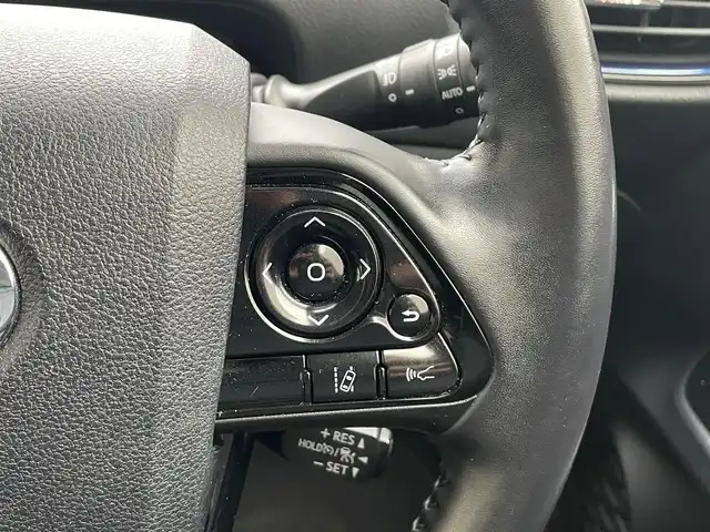 トヨタ プリウス Sツーリングセレクション 群馬県 2019(平31)年 4.9万km ブルーM トヨタセーフティセンス/・衝突軽減ブレーキシステム/・レーンキープアシスト/・レーダークルーズコントロール/・プリクラッシュセーフティ/純正SDナビゲーション/（CD/DVD/SD/BT/フルセグTV）/バックカメラ/ビルトインETC2.0/合皮シート/クリアランスソナー/前席シートヒーター/ステアリングスイッチ/LEDヘッドライト/フォグライト/電格ミラー/純正フロアマット/純正17インチアルミホイール