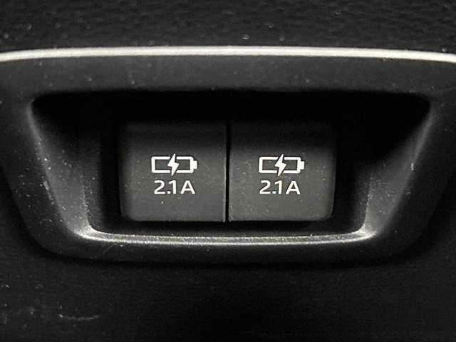トヨタ カローラツーリング ハイブリッド ダブルバイビー 愛知県 2020(令2)年 4.7万km スパークリングブラックパールクリスタルシャイン 禁煙車/純正ディスプレイオーディオ/ナビキットあり/テレビキットあり/テレビキャンセラー/バックカメラ/レーダークルーズ/ETC/ブラインドスポットモニター/ミラー型ドラレコ/ハーフレザーシート/シートヒーター/LEDヘッドライト/ステアリングヒーター