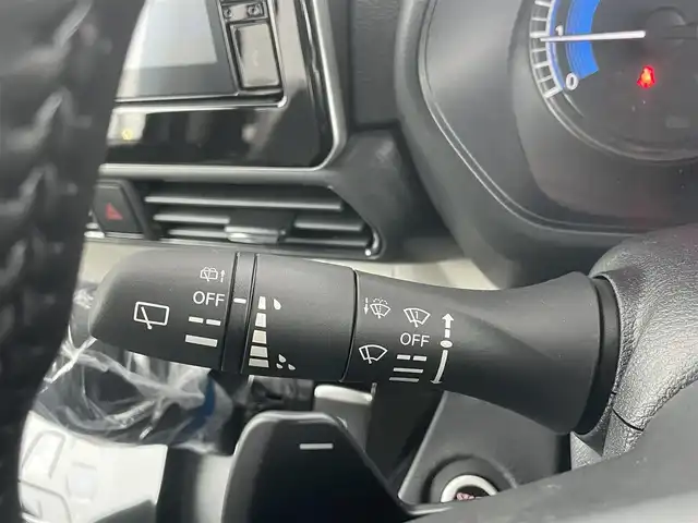 三菱 デリカミニ T プレミアム 千葉県 2025(令7)年 0.1千km 緑Ⅱ 届出済未使用車/衝突軽減ブレーキ/全方位カメラ/両側パワースライドドア/純正ディスプレイオーディオ/ハーフレザーシート/シートヒーター/コーナーセンサー/ＬＥＤヘッドライト/オートライト